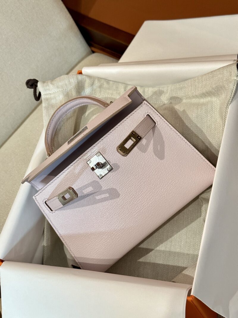 Hermès Mini Kelly 19 Chevre Mauve Pale Silver Hardware - Image 3