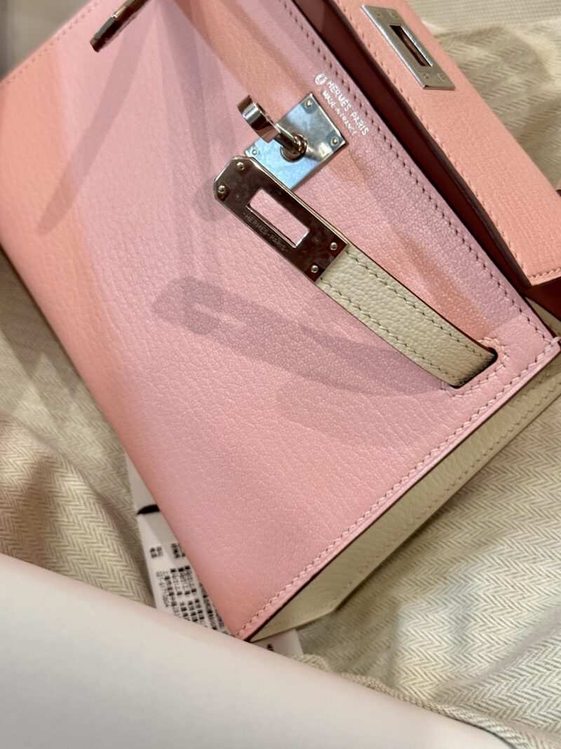 Hermès Mini Kelly 19 Chevre Rose Sakura & Nata Silver Hardware - Image 6