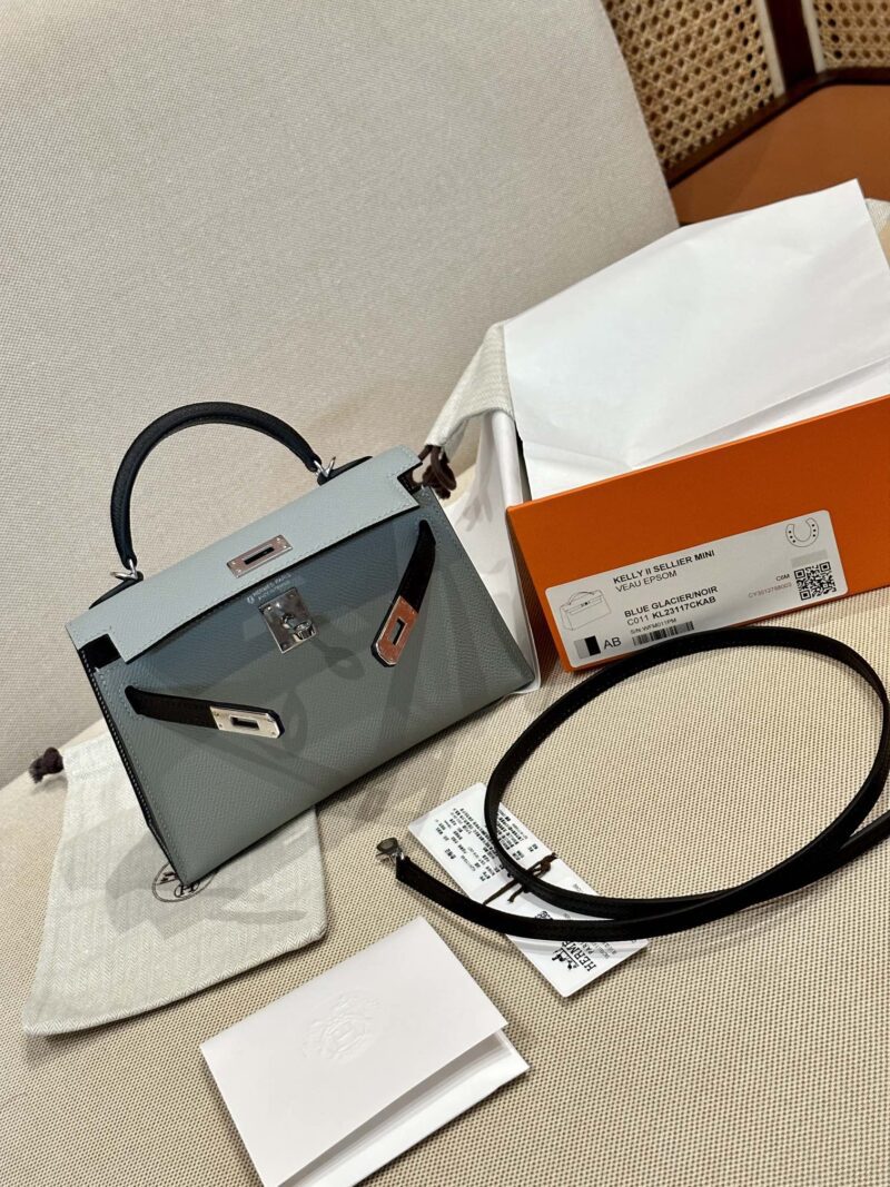 Hermès Mini Kelly 19 Epsom Blue Glacier & Noir Silver Hardware - Image 5