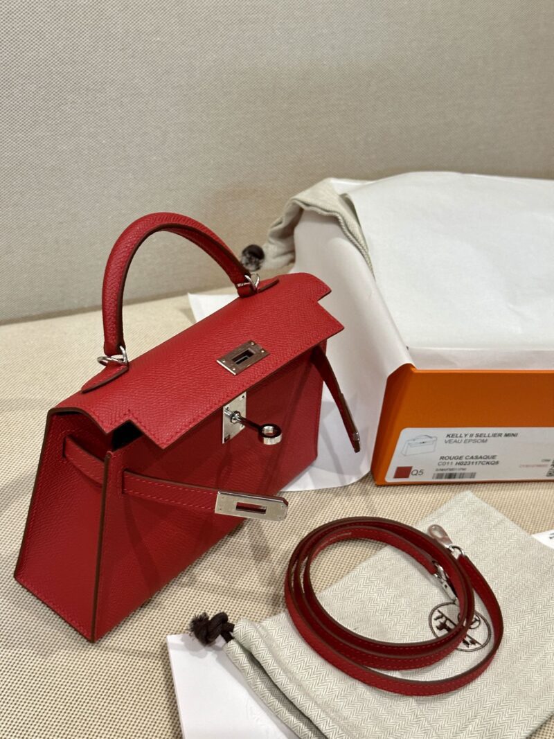 Hermès Mini Kelly 19 Epsom Rouge Casaque Silver Hardware - Image 3