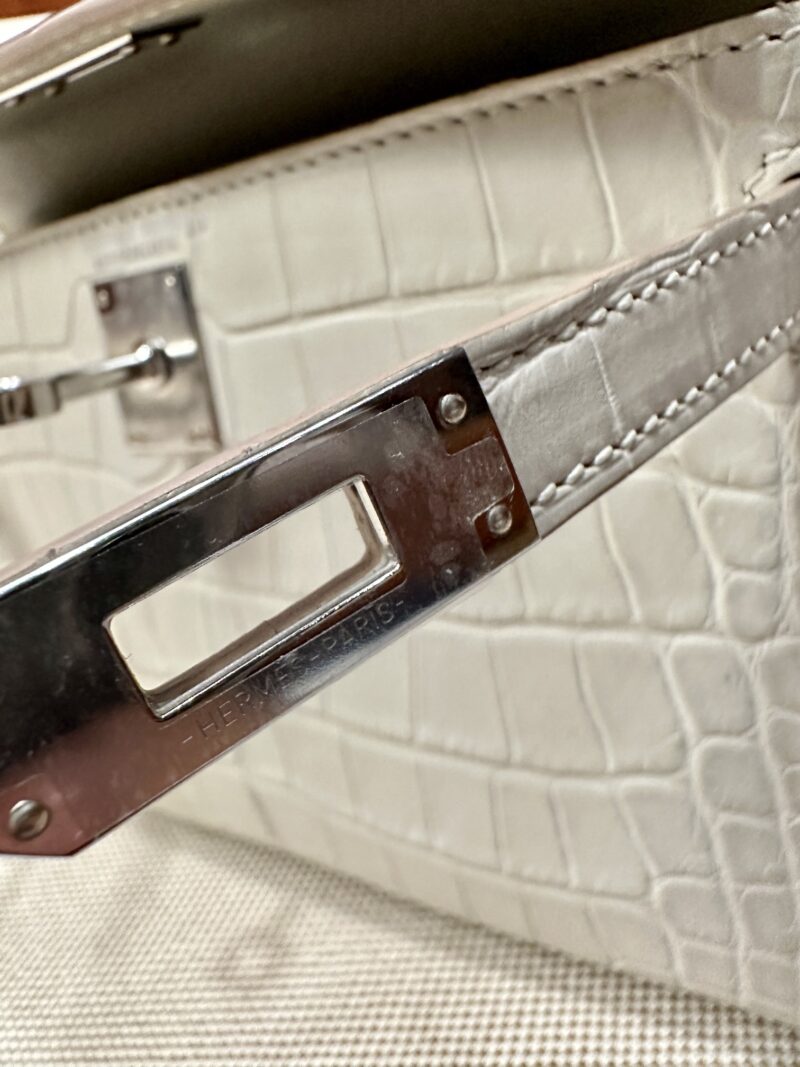 Hermès Mini Kelly Matte Alligator Beton Silver Hardware - Image 20