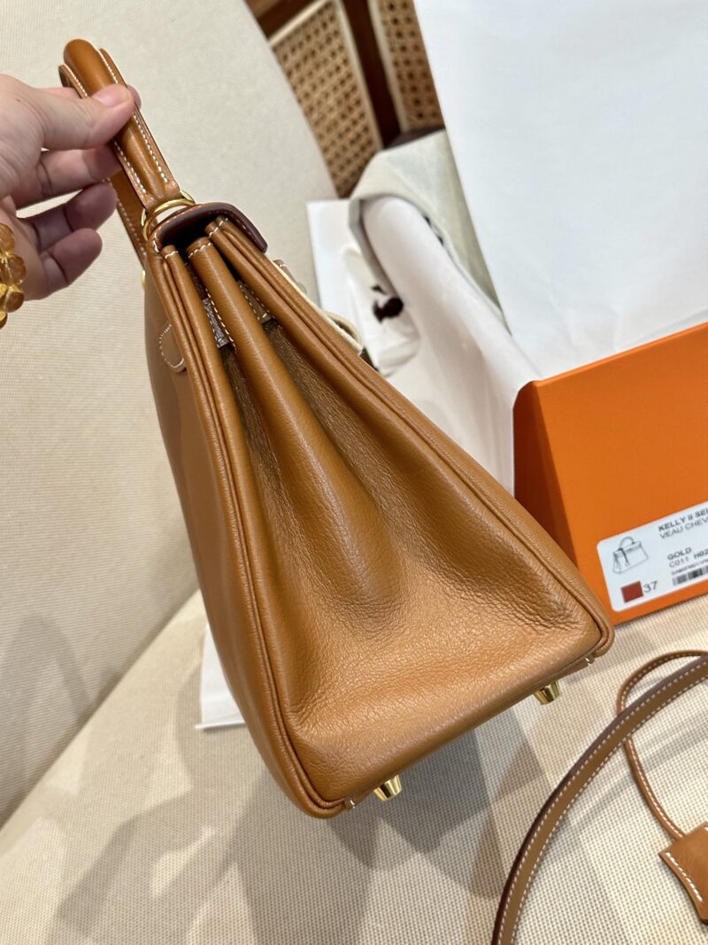 Hermès Kelly 28 Chevre Gold Gold Hardware - Image 9