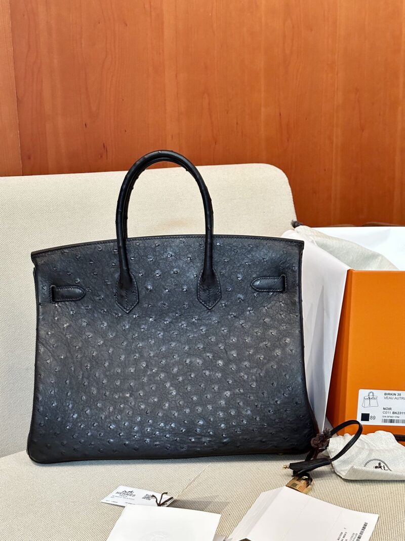 Hermès Birkin 35 Noir Ostrich Gold Hardware - Image 2