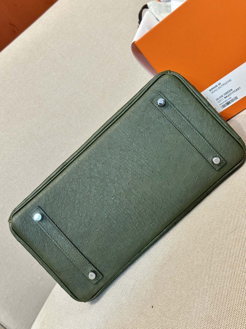Hermès Birkin 30 Olive Green Ostrich Palladium Hardware - Image 6