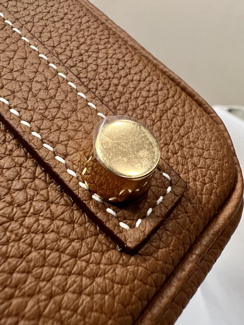 Hermès Birkin 25 Gold Togo Gold Hardware - Image 8