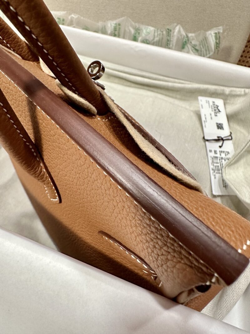 Hermès Birkin 25 Gold Togo Gold Hardware - Image 5