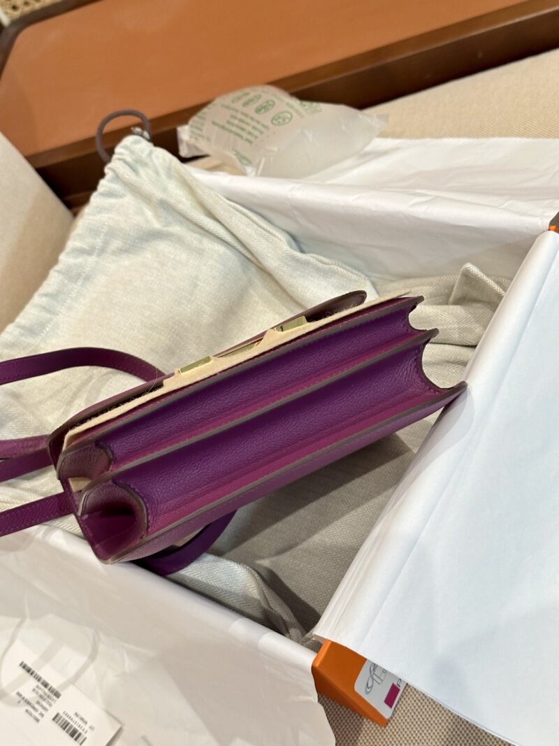 Hermès Constance 19 Anemone, Gold Evercolor Gold Hardware - Image 2