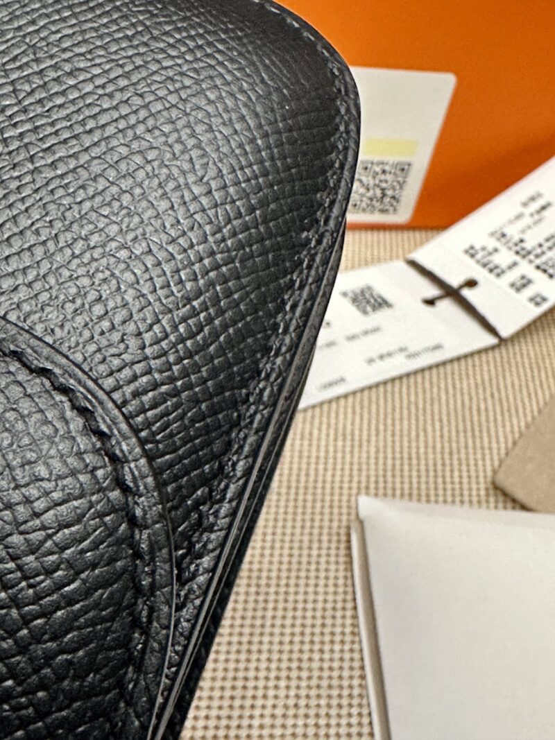 Hermès Constance 18 Noir, Lizard Buckle Epsom Palladium Hardware - Image 8