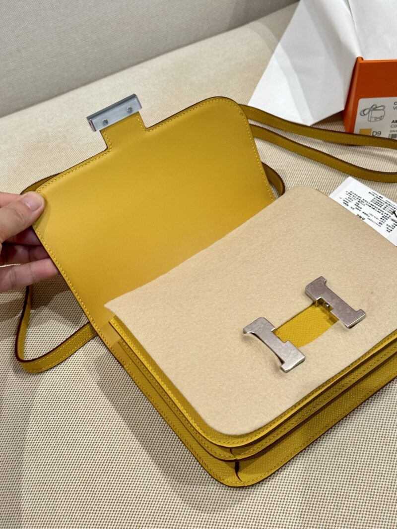 Hermès Constance 19 Amber Epsom Palladium Hardware - Image 2