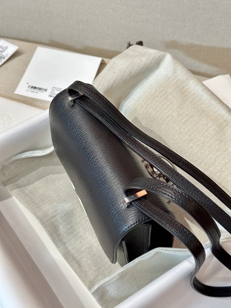 Hermès Constance 19 Noir Chevre Palladium Hardware - Image 2