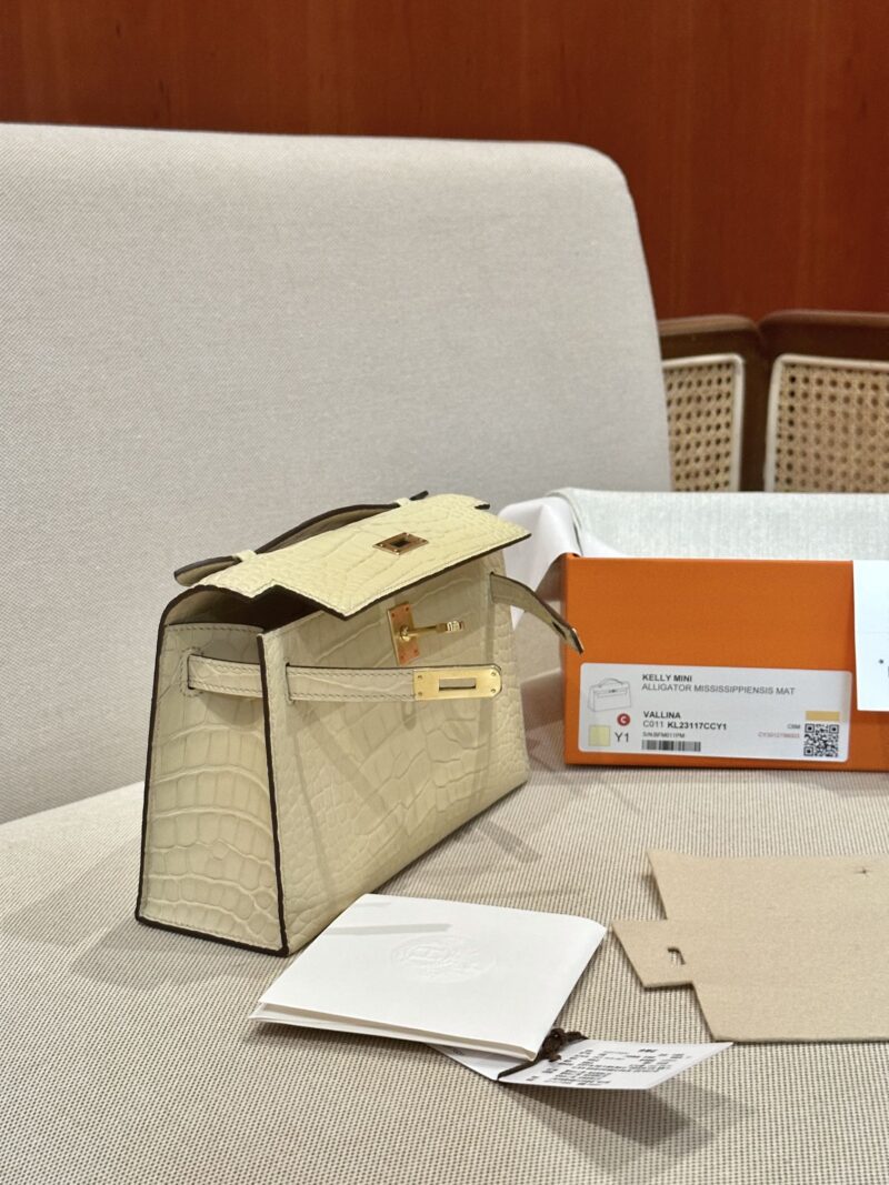 Hermès Kelly Pochette Vallina Matte Crocodile Gold Hardware