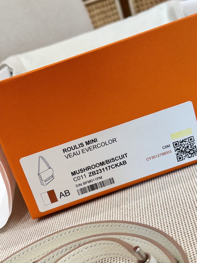 Hermès Roulis 19 Evercolor Mushroom & Biscuit Silver Hardware - Image 14