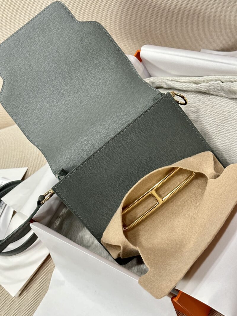 Hermès Roulis 19 Evercolor Vert Amande Gold Hardware