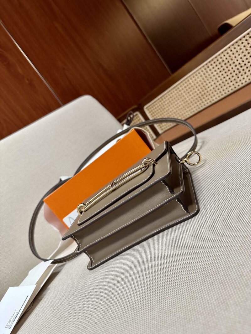 Hermès Roulis 19 Swift Etoupe Gold Hardware - Image 3
