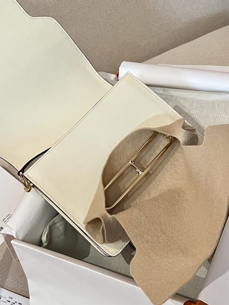 Hermès Roulis 19 Swift Nata Gold Hardware - Image 7